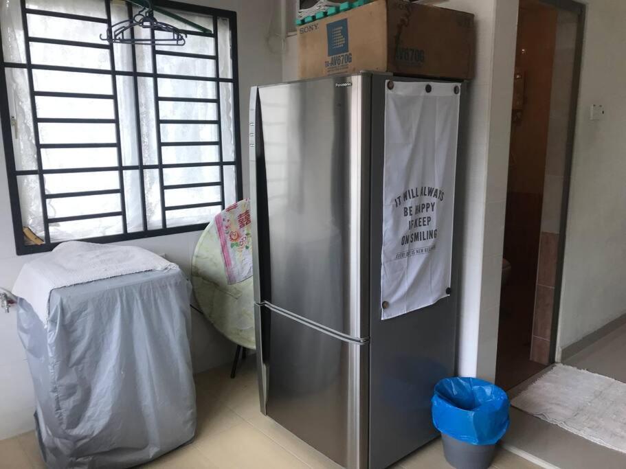 Terrace House Near Stulang Laut Ciq Midvalley Ksl For 7Pax Johor Bahru Zewnętrze zdjęcie